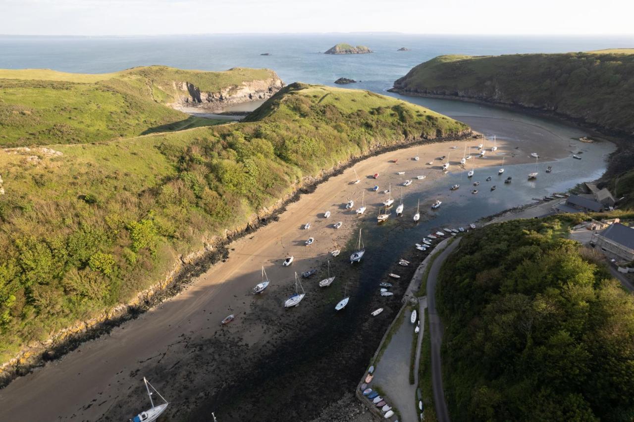 Timber Hill Self Catering Cedar Lodges Broad Haven Luaran gambar