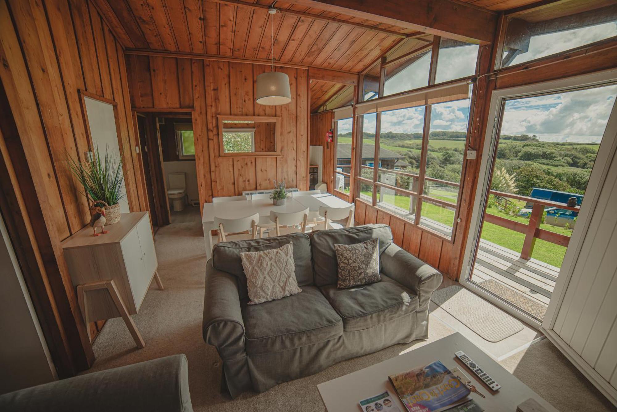 Timber Hill Self Catering Cedar Lodges Broad Haven Luaran gambar